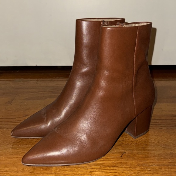 NWOT Steve Madden Cognac Booties Size 9.5 - Picture 1 of 1